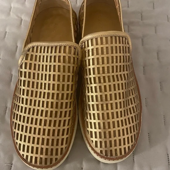 Antonio Melani Metallic Gold Women's Slip-On Loafers - Picture 5 of 8